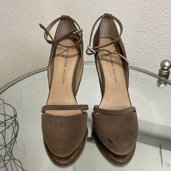 Julianne Hough | Sole Society Heels | tan/dark grey | size 5.5 - Picture 2 of 8